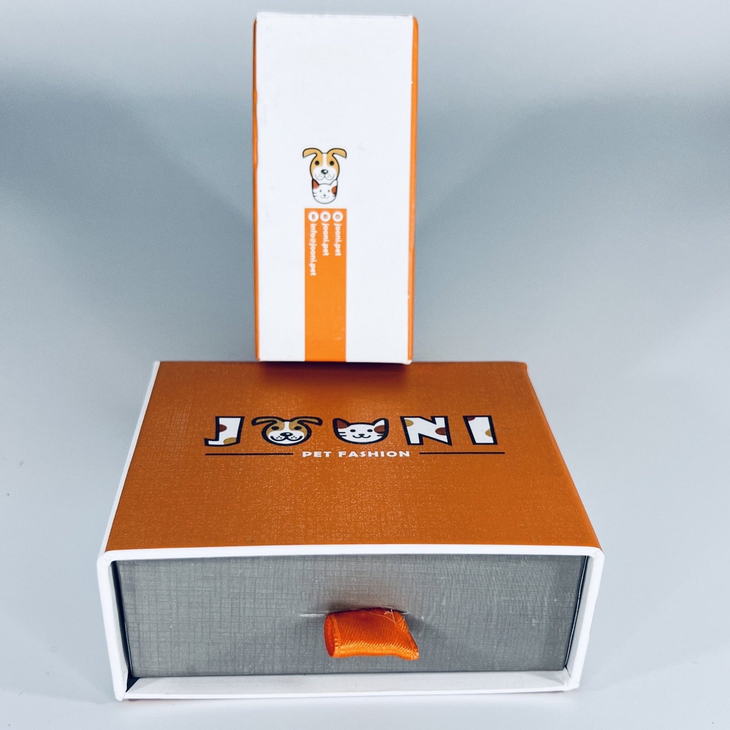 Handcrafted Leather Pet Collar with Stylish Bow